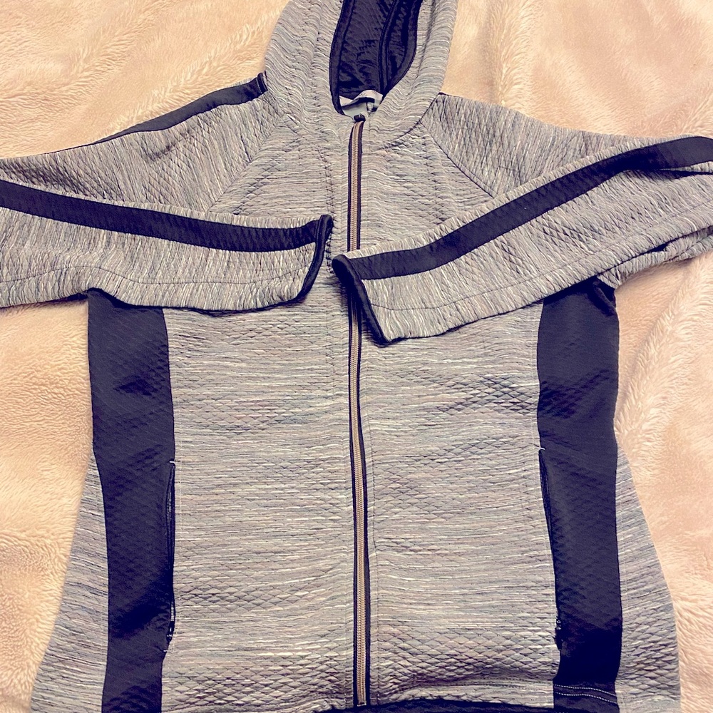 Athleta Snowscape Hooded zippered running jacket